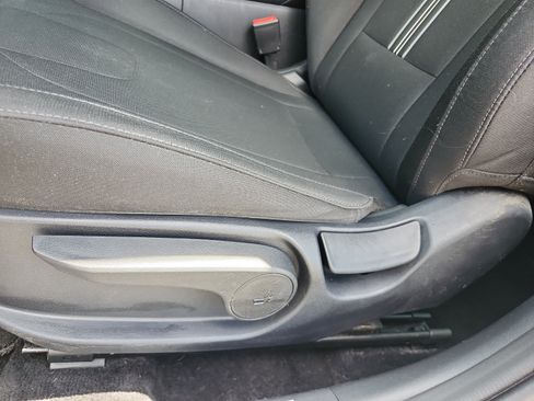 Used 2021 Hyundai Elantra SEL FWD image 15