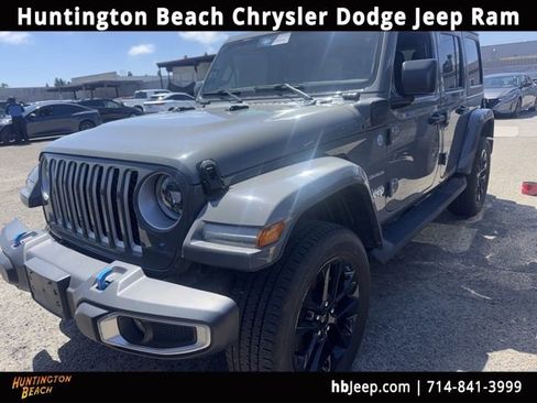 Used 2023 Jeep Wrangler Unlimited Sahara AWD/4WD image 1