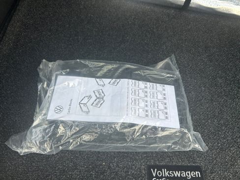 Used 2026 Volkswagen Tiguan SE FWD image 29