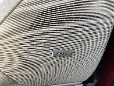 Used 2018 Cadillac XT5 Base image 11