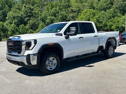 New 2026 GMC Sierra 2500 Pro AWD/4WD image 2