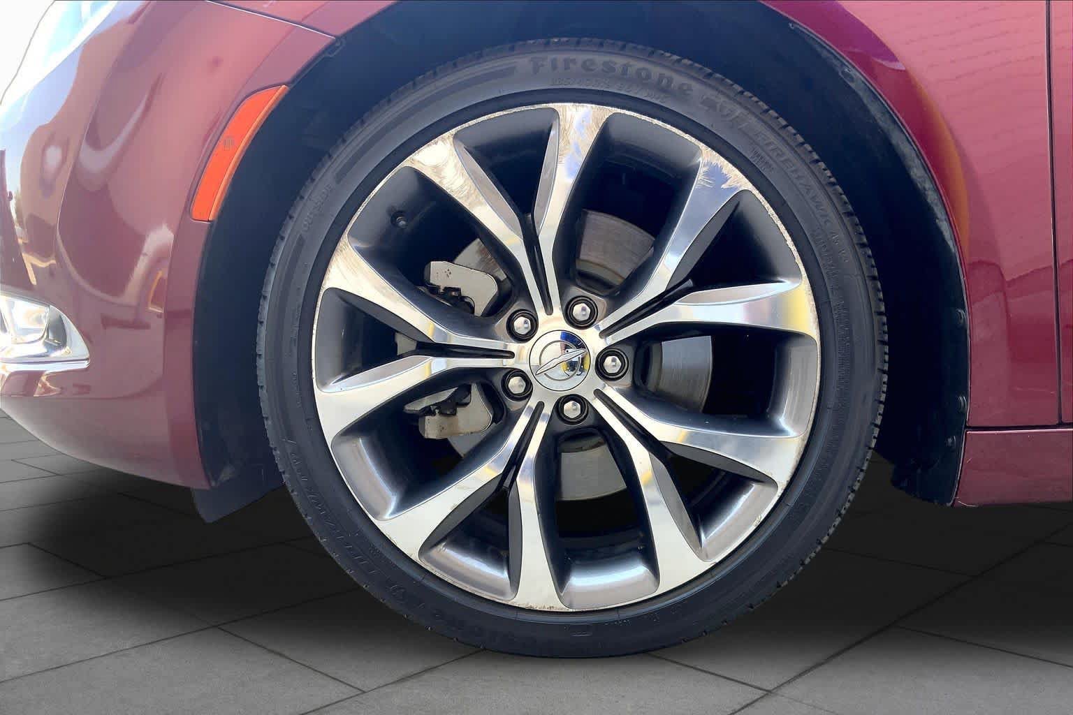 Used 2015 Chrysler 200 C w/ Navigation & Sound Group I FWD image 11