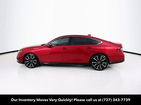 Used 2025 Honda Accord Touring image 4