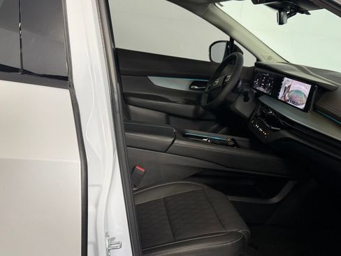 Used 2025 Nissan Murano Platinum w/ Cargo Package AWD/4WD image 33
