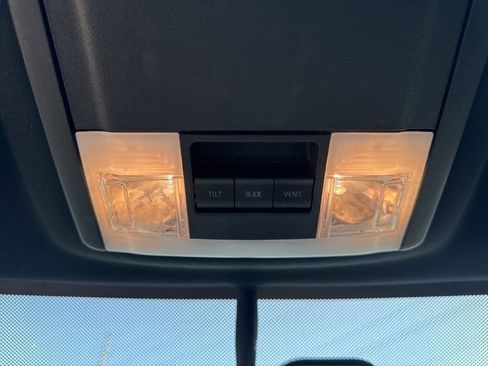 Used 2017 Lincoln Navigator L Reserve image 51