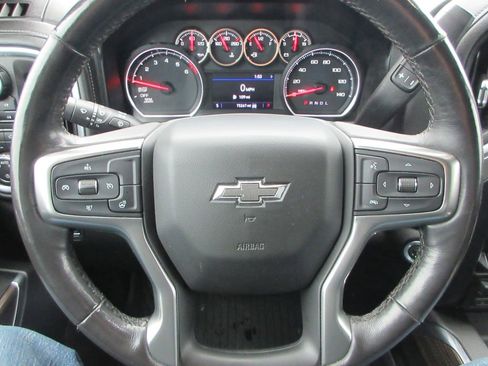 Used 2020 Chevrolet Silverado 1500 LT Trail Boss image 29