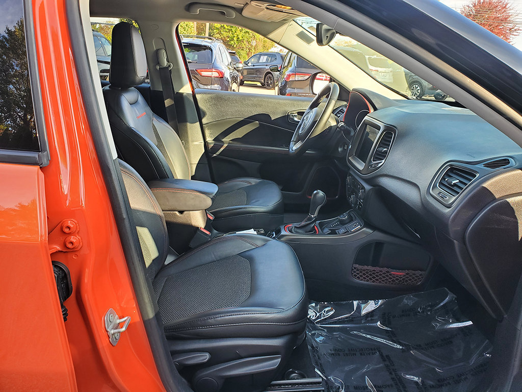 Used 2018 Jeep Compass Trailhawk w/ Cold Weather Group AWD/4WD image 20