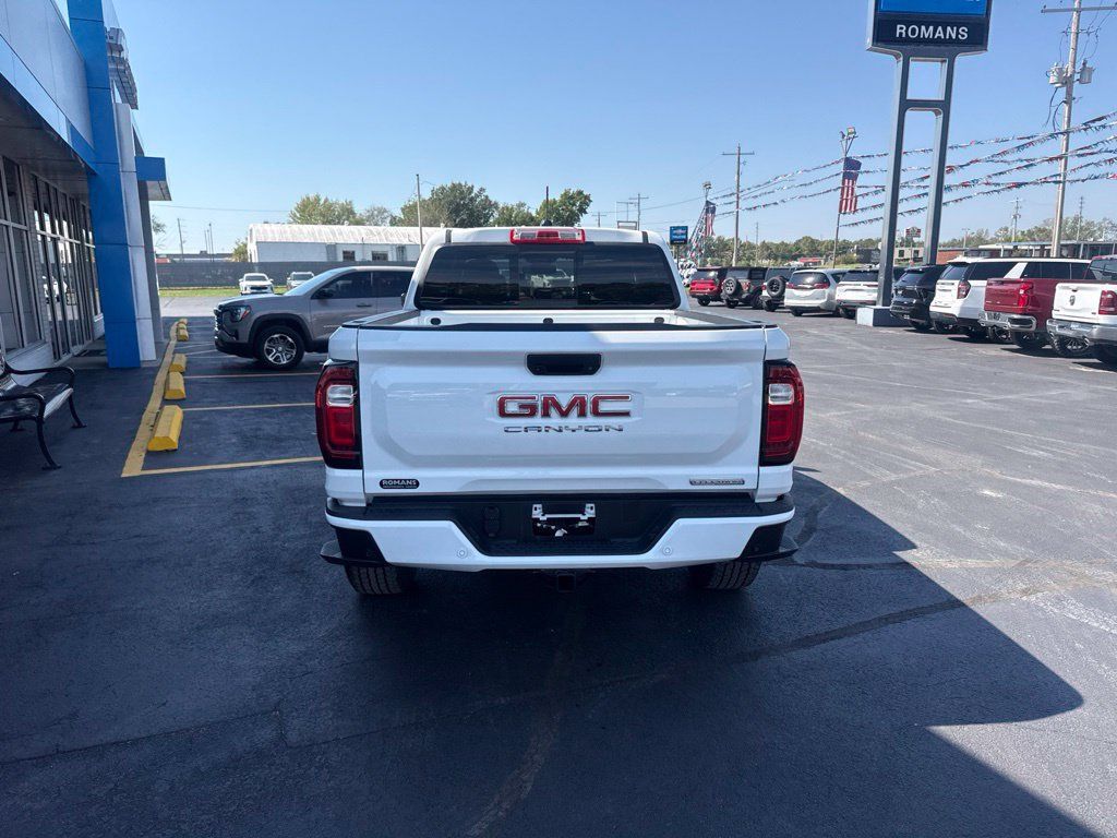 Used 2026 GMC Canyon Elevation w/ Convenience Package RWD image 5