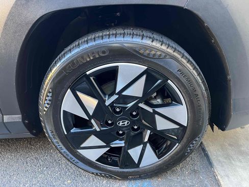 Used 2024 Hyundai Kona SEL image 71