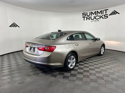 Used 2024 Chevrolet Malibu LS FWD image 5