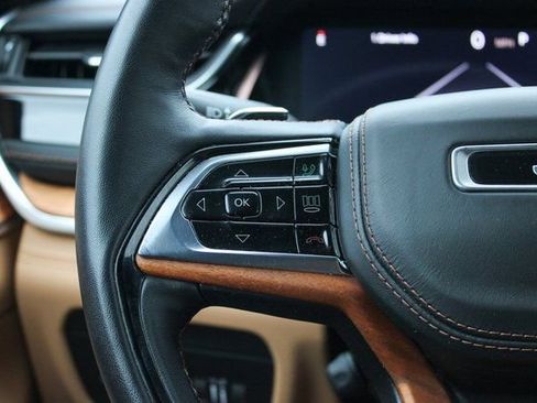 Used 2023 Jeep Grand Cherokee L Summit image 27