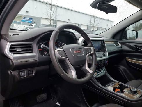 Used 2022 GMC Acadia SLE image 19