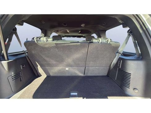Used 2017 Lincoln Navigator Select AWD/4WD image 17