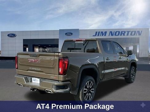 Used 2023 GMC Sierra 1500 AT4 w/ AT4 Premium Package AWD/4WD image 4