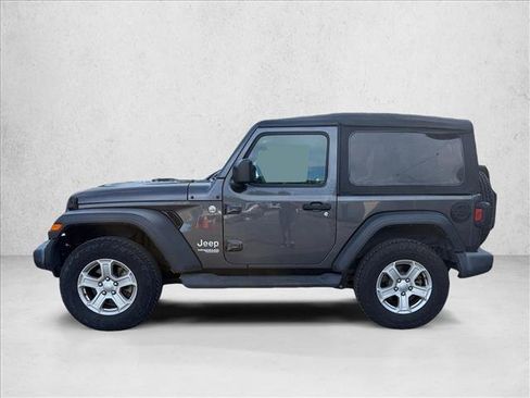 Used 2018 Jeep Wrangler Sport AWD/4WD image 6