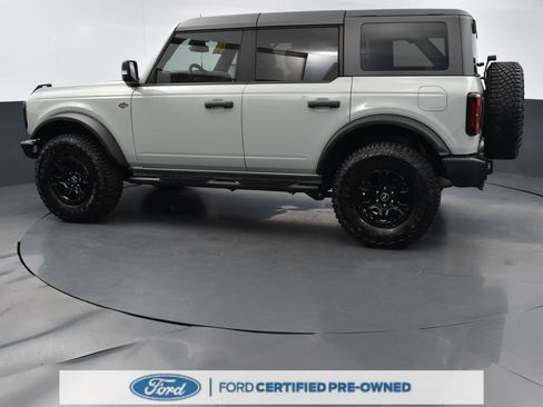 Certified 2024 Ford Bronco Wildtrak image 3