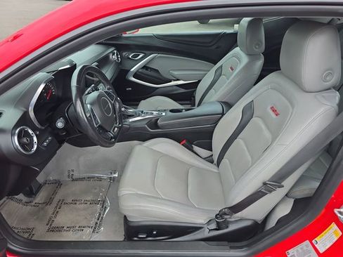 Certified 2020 Chevrolet Camaro SS image 22