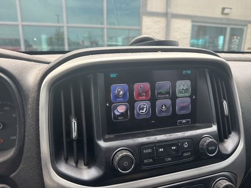 Used 2017 GMC Canyon SLE w/ SLE Convenience Package RWD image 17