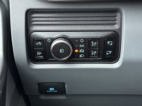 New 2026 Ford F250 XLT w/ XLT Premium Package image 32