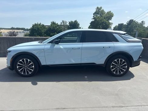 Used 2024 Cadillac Lyriq Sport AWD/4WD image 2
