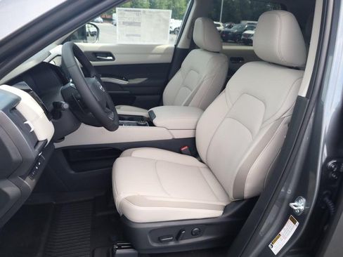 New 2026 Nissan Pathfinder SL AWD/4WD image 20