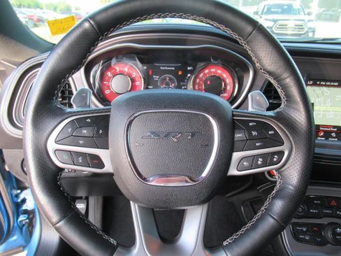 Used 2023 Dodge Challenger SRT Hellcat w/ Driver Convenience Group RWD image 22