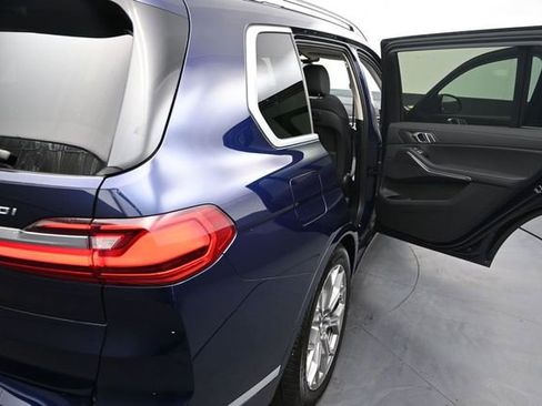 Used 2022 BMW X7 xDrive40i w/ Premium Package AWD/4WD image 30