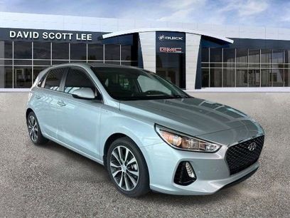 Used 2018 Hyundai Elantra GT w/ Style Package 02