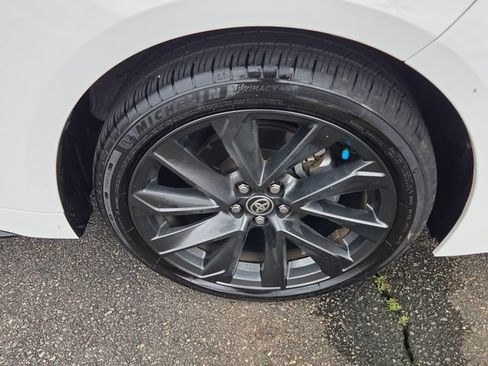 Used 2024 Toyota Corolla SE FWD image 16