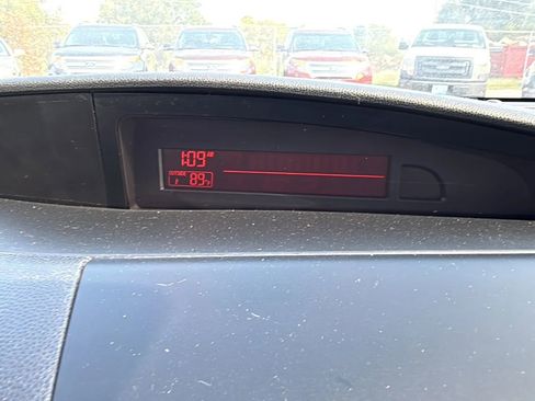 Used 2010 MAZDA MAZDA3 i Sport image 31