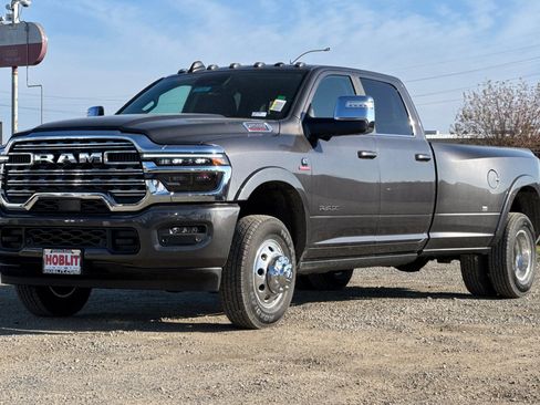 New 2026 RAM 3500 Limited image 7