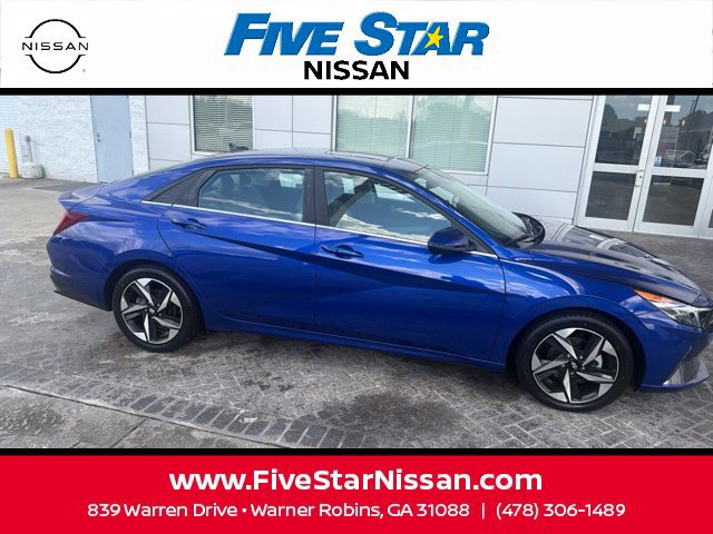 Used 2023 Hyundai Elantra Limited FWD image 4