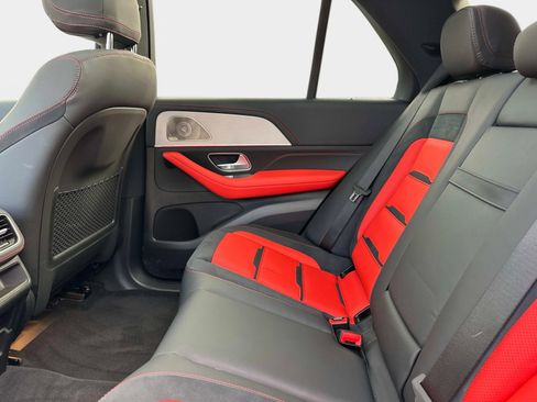 Used 2025 Mercedes-Benz GLE 53 AMG 4MATIC image 14