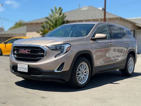 Used 2018 GMC Terrain SLE FWD image 6