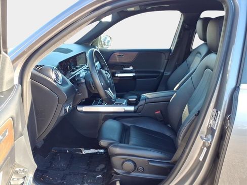 Used 2022 Mercedes-Benz GLB 250 GLB 250 image 9