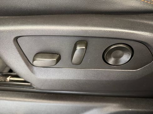 Used 2024 GMC Sierra 1500 AT4 w/ Technology Package image 14