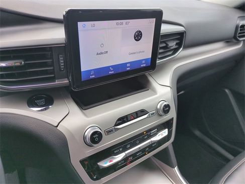 Used 2023 Ford Explorer XLT w/ Equipment Group 202A image 29