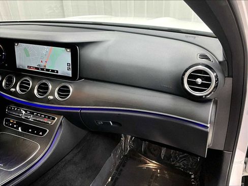 Used 2022 Mercedes-Benz E 350 Sedan image 28