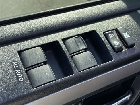 Used 2022 Toyota 4Runner SR5 image 23