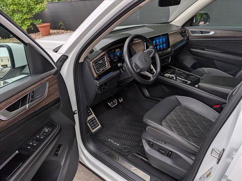 Used 2026 Volkswagen Atlas SEL Premium R-Line AWD/4WD image 29