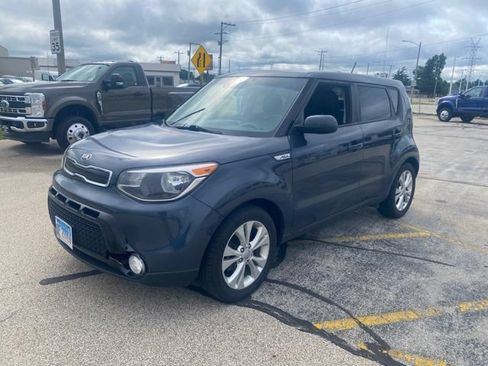 Used 2016 Kia Soul + FWD image 1