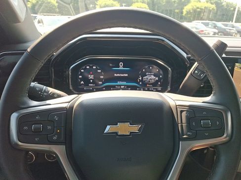 Certified 2024 Chevrolet Silverado 1500 LT AWD/4WD image 19