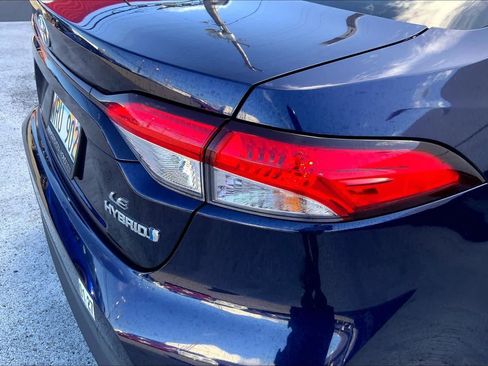 Used 2023 Toyota Corolla Hybrid Sedan FWD image 32