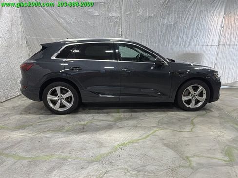 Used 2019 Audi e-tron Premium Plus AWD/4WD image 14