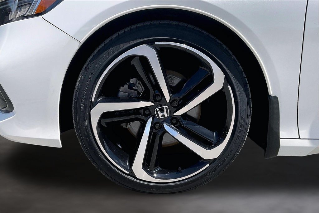 Certified 2022 Honda Accord Sport image 32