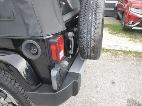 Used 2008 Jeep Wrangler Sahara w/ PWR Convenience Group AWD/4WD image 19