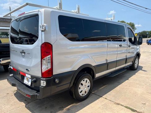 Used 2016 Ford Transit 350 XLT image 6