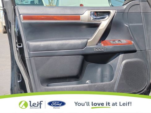 Used 2013 Lexus GX 460 w/ Comfort Plus Pkg image 12