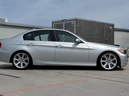 Used 2007 BMW 335i Sedan RWD image 2