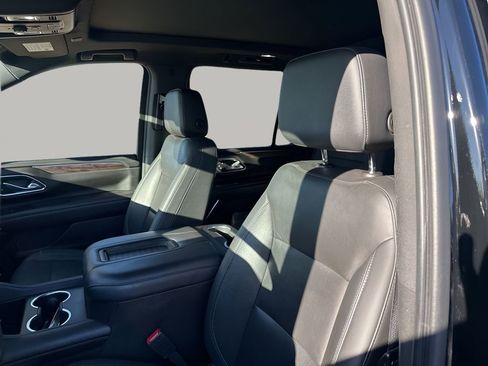 Used 2021 Chevrolet Tahoe Z71 image 27